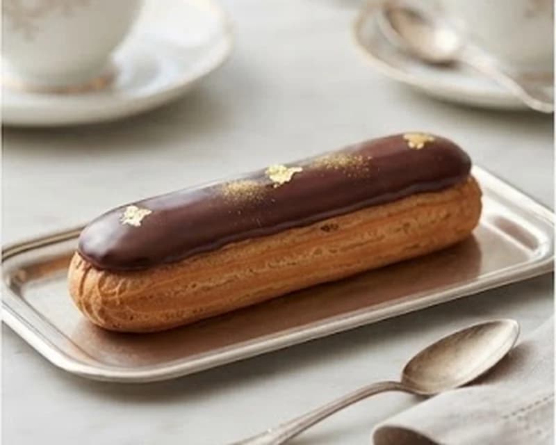 Éclair au chocolat