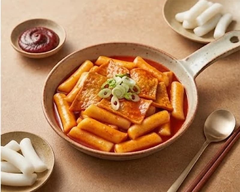 Gâteaux de riz coréens épicés
